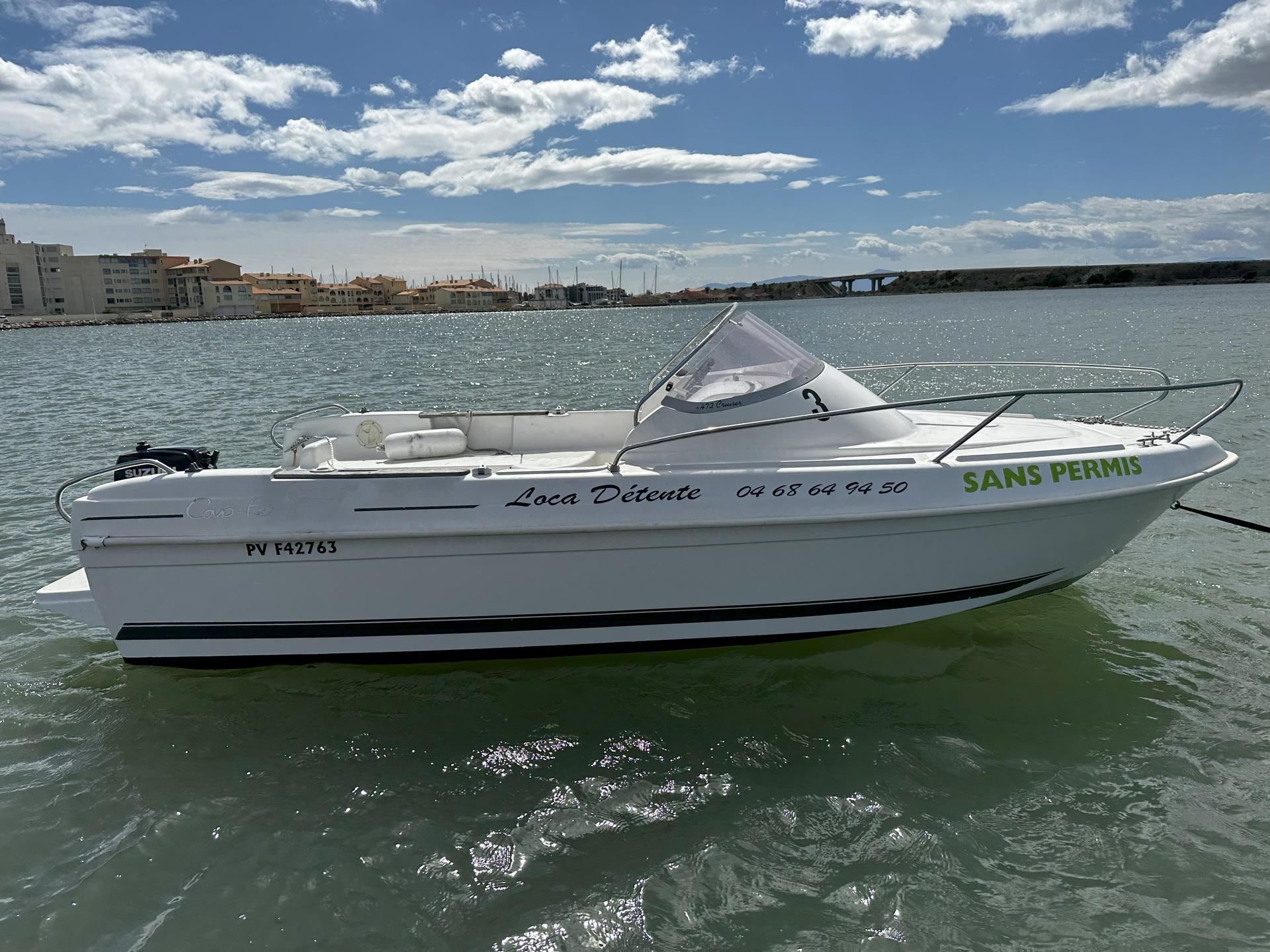 slider 0 B2 Marine Cap Ferret 452 Cabin Cruiser